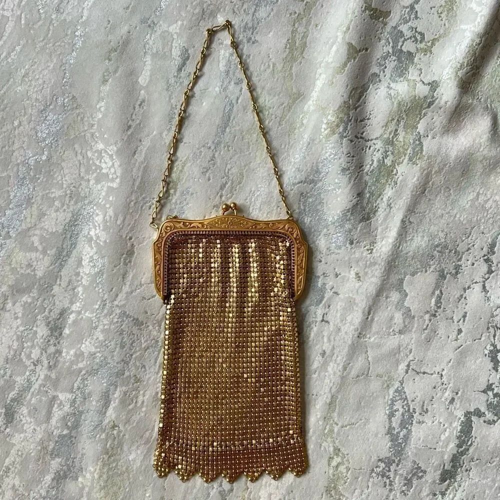 Whiting and Davis Art Deco Chain Mail Cigarette Holder Gatsby 1920s
